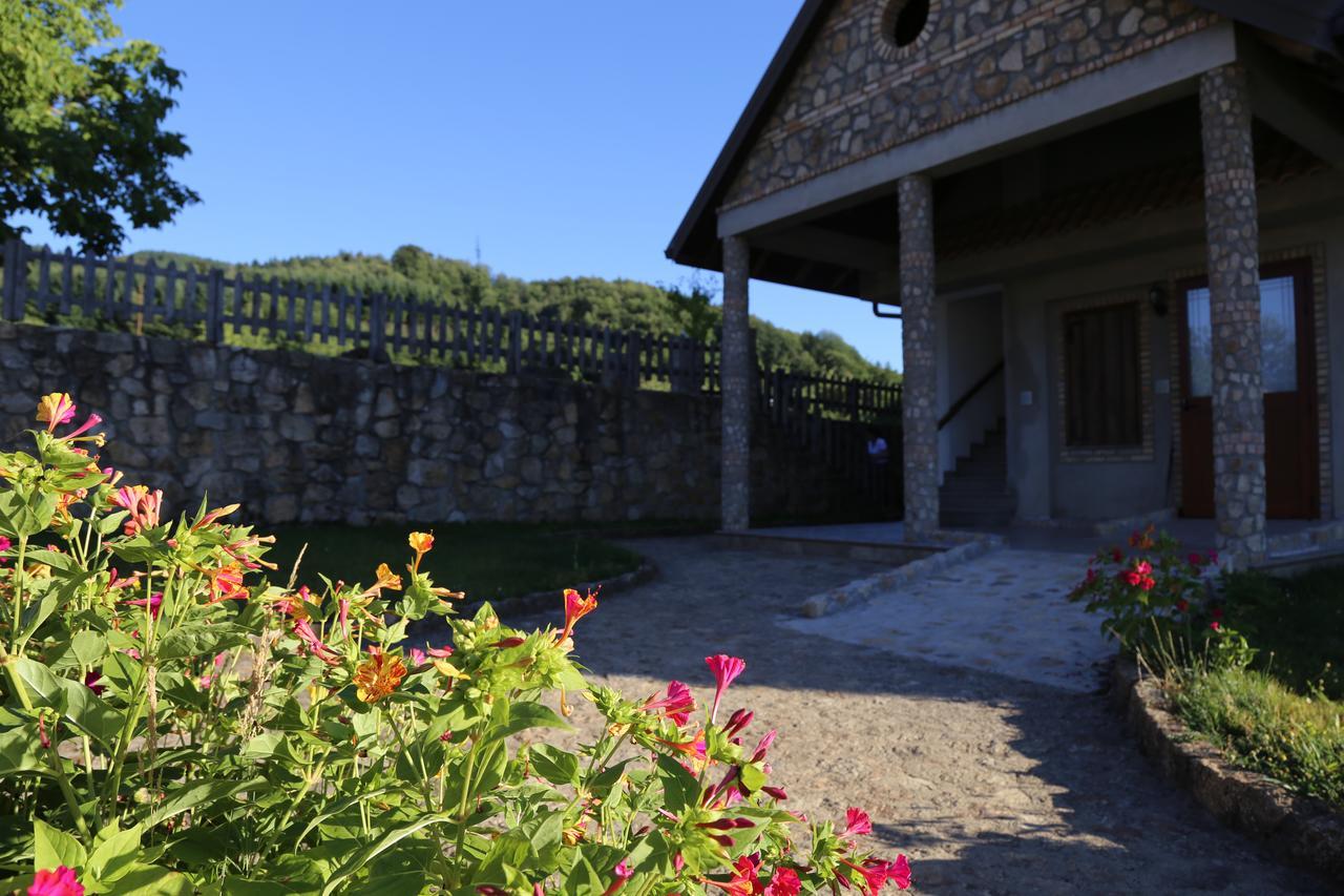 Agriturismo Pirara Sant'Angelo  Zewnętrze zdjęcie
